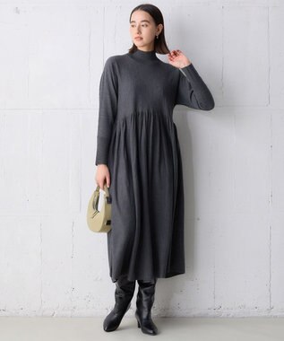 UNFILO ハイネックギャザーワンピース チャコール