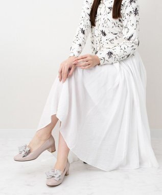 Bridget Birkin 【Bridget Birkin】ヒールアップキラキラリボンローファー ベージュエナメル