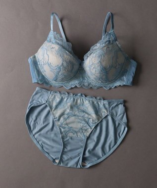 Wing ブラジャー 立体感のあるバストをメイク ふっくらデコルテ きれいな谷間 ブラのズレ・浮きを軽減 【ハイライトブラ】 ブラ CB4000 ウイング／ワコール ブルー