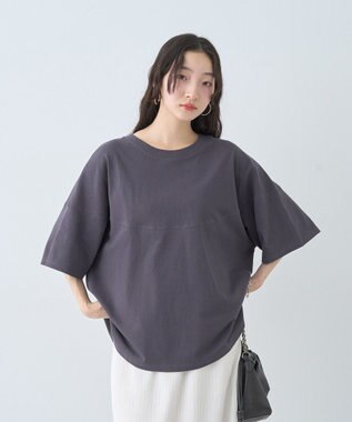 earth music&ecology ドルマンバックプリントＴｅｅ Charcoal Gray