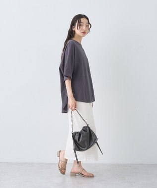 earth music&ecology ドルマンバックプリントＴｅｅ Charcoal Gray