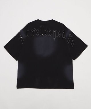 WEGO 【ユニセックス着用ITEM】バックスタッズグラフィックT（SS） ブラック