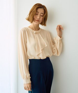 YECCA VECCA パールブローチ付きボウタイブラウス