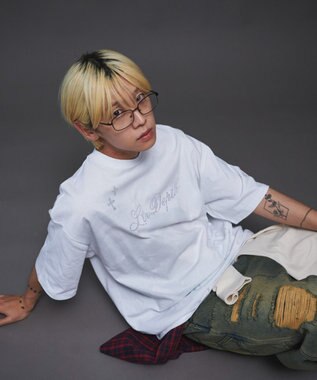 WEGO 【ユニセックス着用ITEM】ラインストーングラフィックT（SS） ホワイト