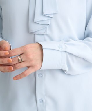 earth music&ecology 2WAYボウタイブラウス サックスブルー