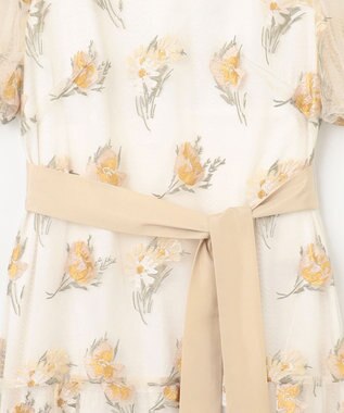 GRACE CONTINENTAL レトロフラワー刺繍ワンピース キナリ