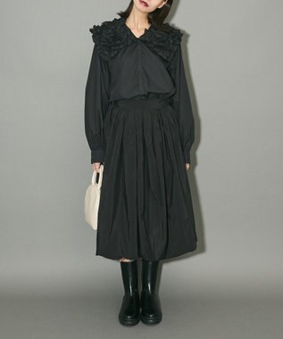 Green Parks フリルビッグカラーブラウス Black