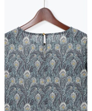 Te chichi 【LIBERTY FABRICS】フレアスリーブブラウス チャコールグレー