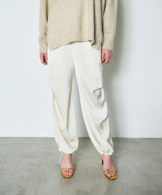 GRACE CONTINENTAL サテンワークパンツ キナリ