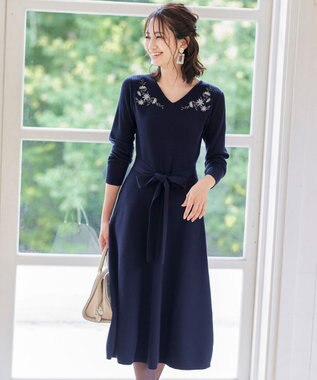 洗える 小顔効果も叶う刺繍ニットワンピース Tiaclasse ファッション通販 公式通販 オンワード クローゼット