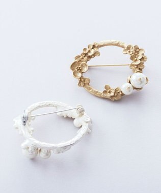 Pisceans フローラル&コットンパールブローチ マットゴールド