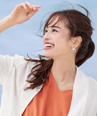 Tiaclasse 捻じりフープパール付きピアス シルバー