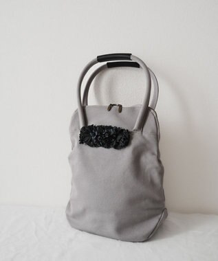 AND WOOL 【繊細で深みがある色合いの上品小物】フラワーブーケブローチ ブラック