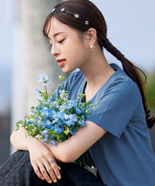 Tiaclasse 捻じりフープパール付きピアス ゴールド