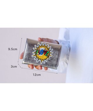 tsumori chisato CARRY ラブワッペン 3つ折り財布 シルバー