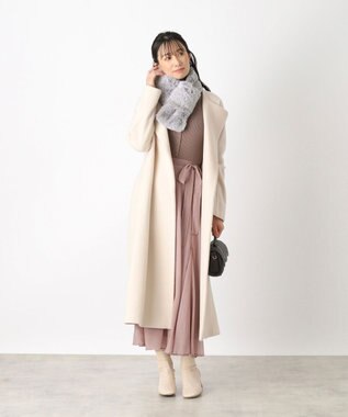 MOONBAT 【WEB限定】FURLA スノートップ チャーム付きフェイクファーマフラー グレー