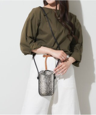 LA BAGAGERIE 【MONICA】サイドノットスクエアポシェット
