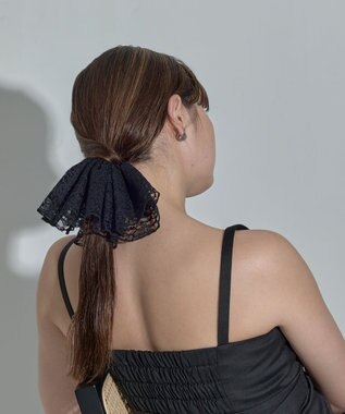 Phoebe ビッグフリルシュシュ　ブラック ブラック