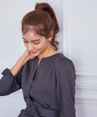 Tiaclasse 【洗える】ベルト付キーネックポケットワンピース チャコール