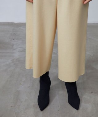 BEIGE， CORBY / ワイドパンツ Maize