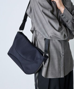 MioFIRANO SILHOUETTE P001 ショルダーバッグ BLACK