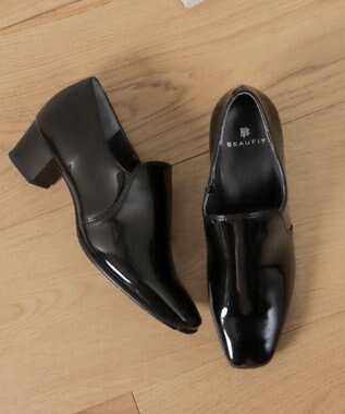 REGAL FOOT COMMUNITY 【ビューフィット】A69W 晴雨兼用スクエア甲深パンプス