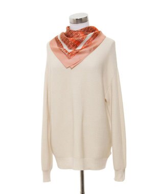 MOONBAT FURLA モノグラム柄シルク100%スカーフ 65×65cm ライトオレンジ