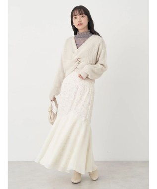 earth music&ecology ツイストデザインニット Ivory