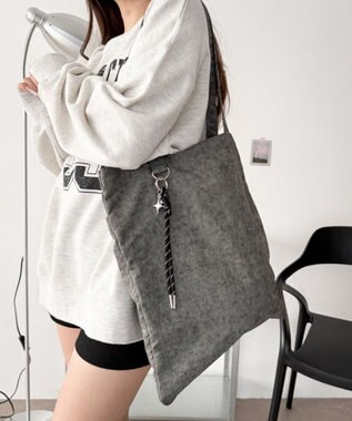 WEGO チャーム付きA4トートバッグ