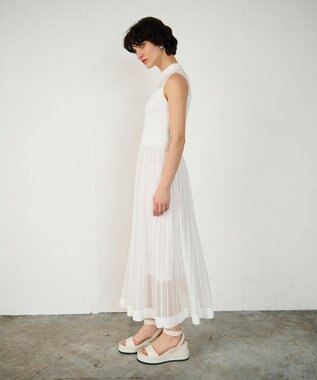 GRACE CONTINENTAL ラメシアープリーツニットワンピース ホワイト