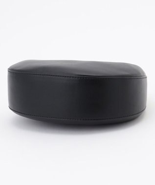 組曲 【加藤ローサさん着用】キャットショルダー バッグ ブラック系