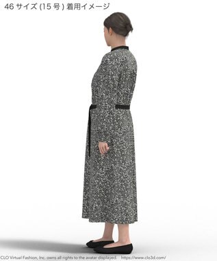 23区 L 【吸水速乾/UVケア/防シワ性】シャドージオメトリックプリント ワンピース ネイビー系