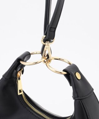 組曲 【加藤ローサさん着用】キャットショルダー バッグ ブラック系