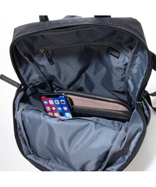 Y'SACCS NEWナイロン×レザーコンビシリーズ　前ポケットミニリュックサック ネイビー