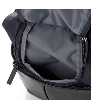 Y'SACCS NEWナイロン×レザーコンビシリーズ　前ポケットミニリュックサック ネイビー