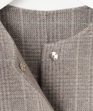 自由区 L 【17号サイズまで展開・カタログ掲載】ウールリバーチェック柄ノーカラー コート モカチェック