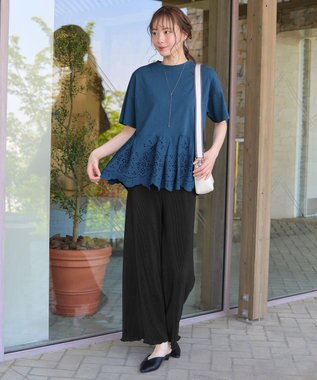 Tiaclasse 【洗える】刺繍レースドッキングカットソートップス ブルー