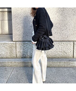 LA BAGAGERIE 【インスタグラマー chiyoさん×LA BAGAGERIE】フリルバケットバッグ ブラック