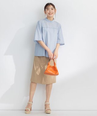 組曲 【WEB限定色あり】エンブロイダリーレース　ハイネック半袖ブラウス 【WEB限定】サックスブルー系9