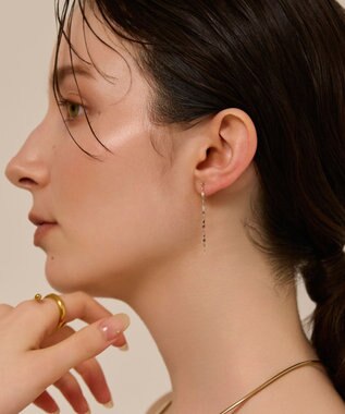 Phoebe 〈金属アレルギー対応〉グリッターエクレアロングピアス　シルバー/ニッケルフリー シルバー