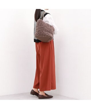 UNBILLION カシュカシュ cachecache / フェイクムートンハトメトートバッグ オーク