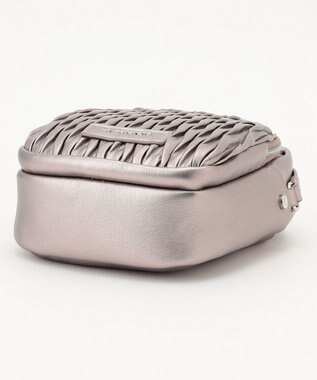 LA BAGAGERIE ランダムプリーツショルダーバッグ タテ ガンメタリック