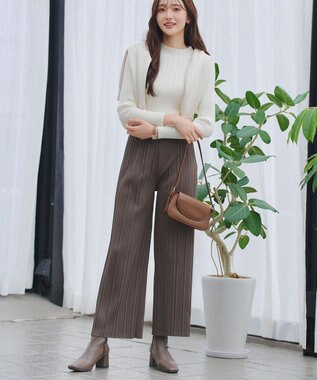 Tiaclasse 裏起毛ボックスプリーツパンツ ブラウン