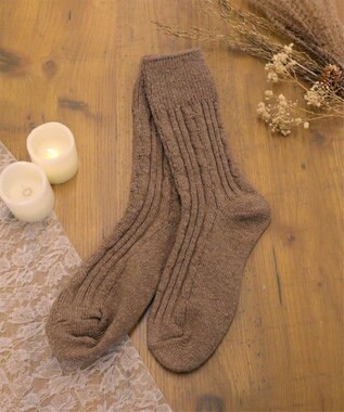 Tiaclasse ケーブル柄編みソックス ベージュ