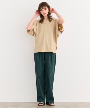 BEIGE， 【接触冷感/UVカット/洗える・BAILA 8.9月合併号掲載】YANN / Vスリットプルオーバーブラウス Beige