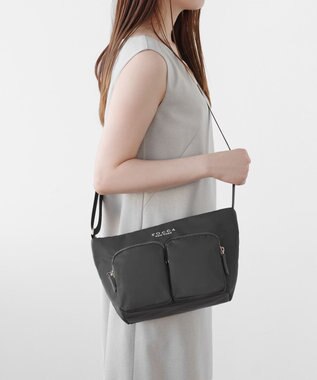 TOCCA 【WEB＆一部店舗限定】VIA METRO POCHETTE ポシェットバッグ ライトグレー系