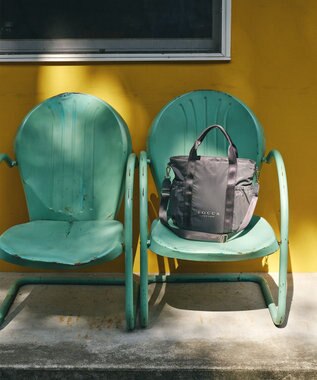 TOCCA 【WEB＆一部店舗限定・撥水・環境にやさしい素材】SANA SIDEPOCKET TOTE トートバッグ ベージュ系