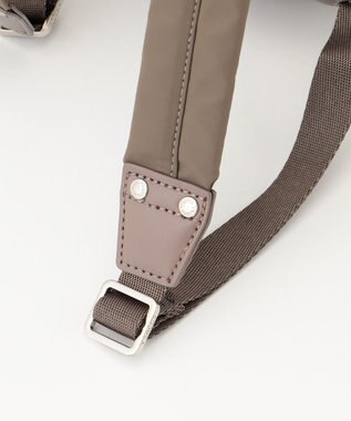 Y'SACCS ミリタリーフラップリュックサック グレージュ