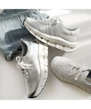 Pointer 日本製 本革 穴開きソールスニーカー シルバー