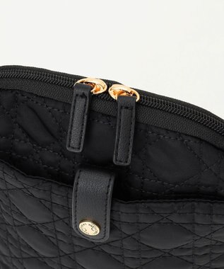 LA BAGAGERIE グリッドキルティングショルダー ブラック